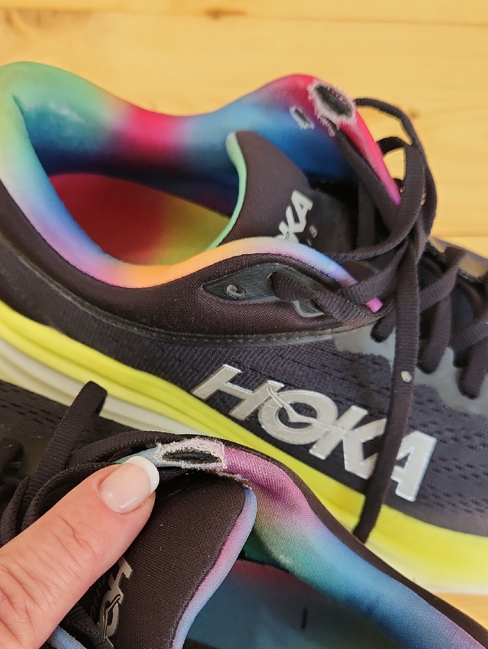Hoka One One Bondi 8 Size 9.5 Max Cushion Running Shoes Black Rainbow Trim - Picture 10 of 17